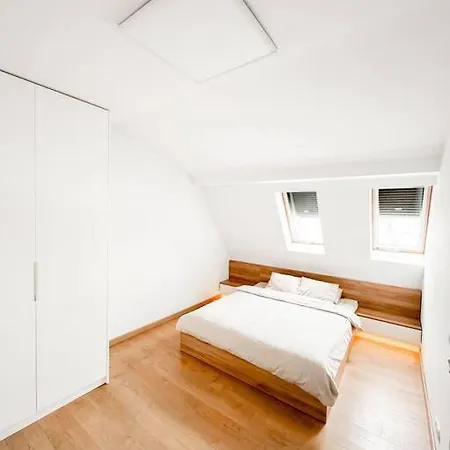 Le Crib * 布加勒斯特